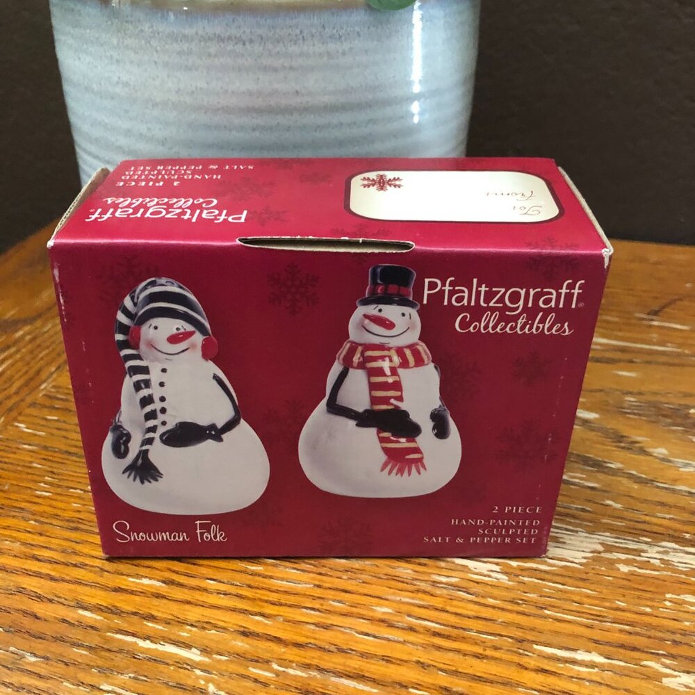 Pfaltzgraff Collectibles Snowman Folk Hand-Painted Sculpted Salt & Pepper Set - Picture 5 of 5